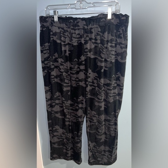 Camo pajama pants - Picture 2 of 5